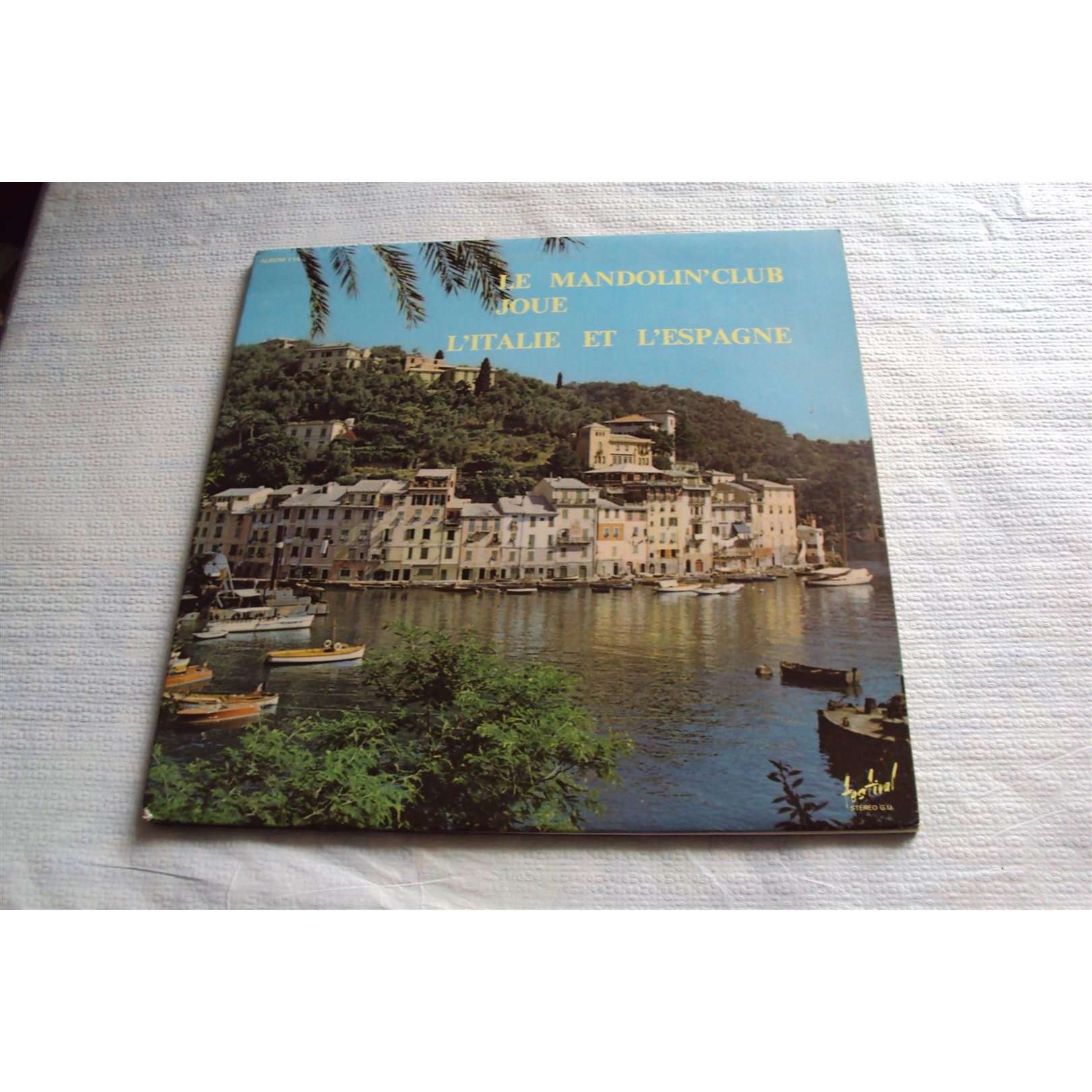 Le joue l'italie et l'espagne de De Paris